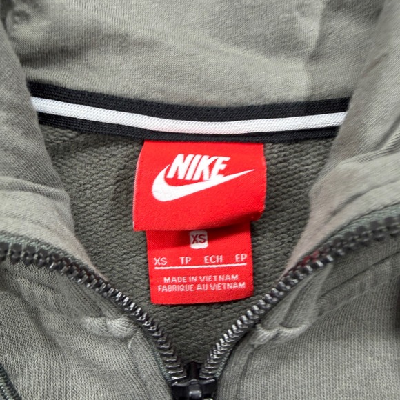 Nike Mens Sportswear Full Zip Hoodie Olive Green Logo Fleece XS 804391-325 - Picture 3 of 9